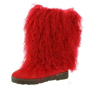 NIB BearPaw Size 6 Boetis II Red Furry Boots
